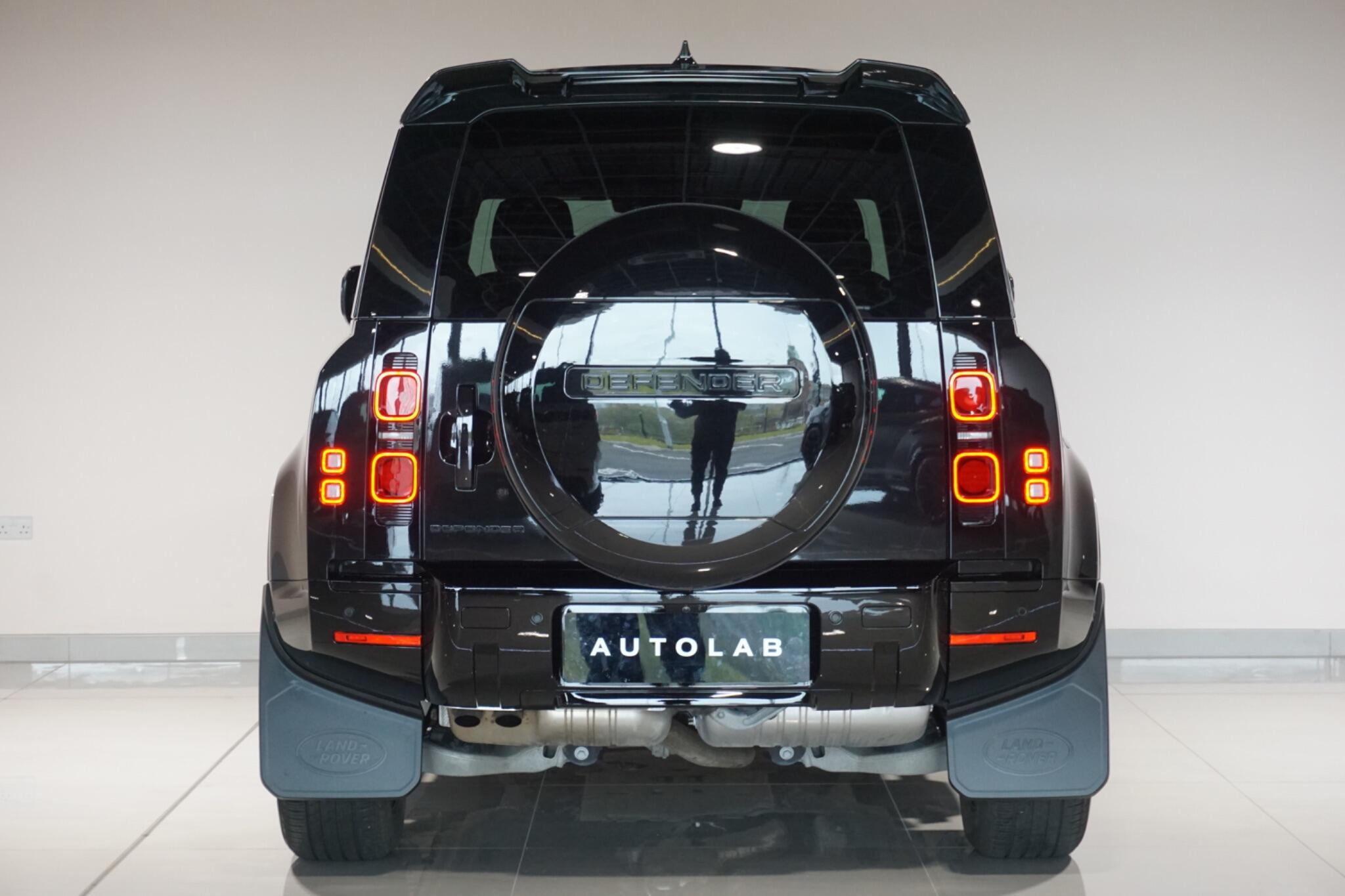 Land Rover Defender 110 3.0 D250 MHEV S Hard Top SUV 5dr Diesel Auto 4WD MWB Euro 6 (s/s) (250 ps)